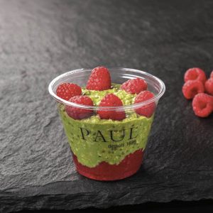 Ovesné vločky s matchou a malinami